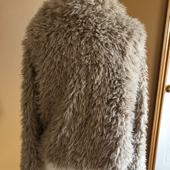 Dex Teddy Jacket - Picture 2 of 3